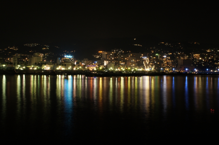 美しさ Lv2 0 熱海港海釣り施設の夜景 夜景ワールド