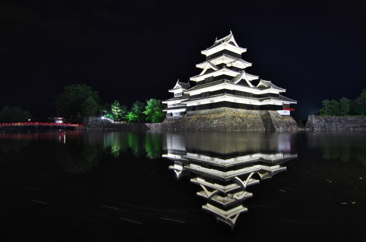 美しさ Lv2 0 松本城の夜景 夜景ワールド